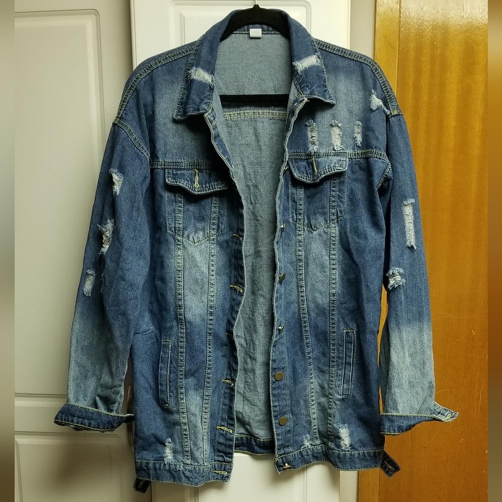 👙Oversized distressed denim boyfriend shacket